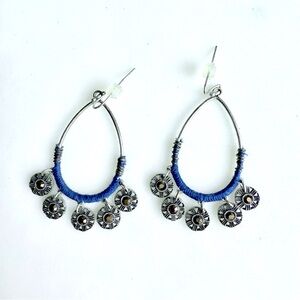 aerie navy blue and silver toned dangle drop earrings